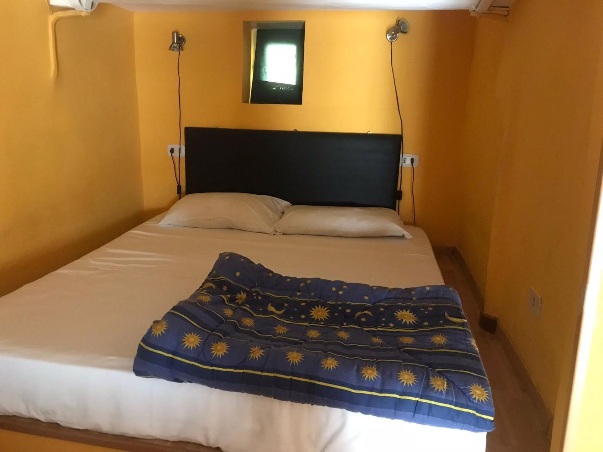Guide Tour Apartments Неаполь Экстерьер фото