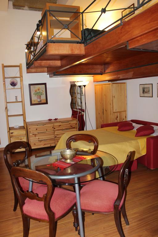 Guide Tour Apartments Неаполь Экстерьер фото