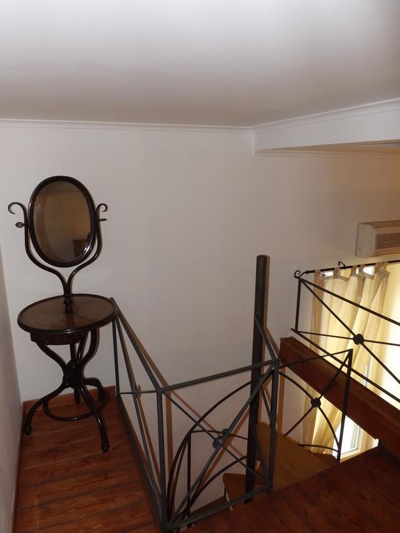 Guide Tour Apartments Неаполь Экстерьер фото