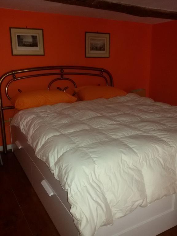 Guide Tour Apartments Неаполь Экстерьер фото